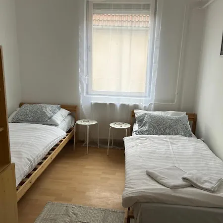 Deseda Guest house *
